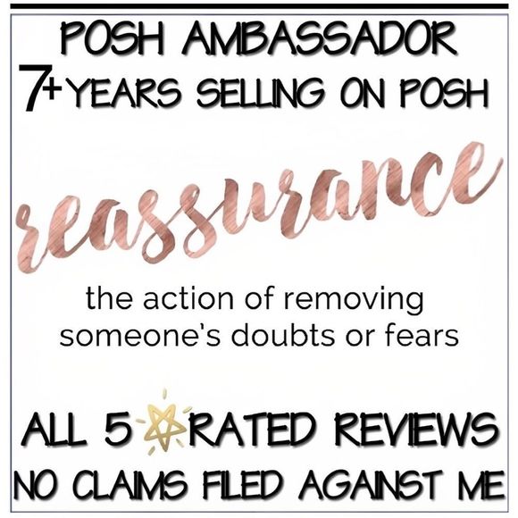 ⭐️BACK BY POPULAR DEMAND⭐️10 ITEM ATHLEISURE/ATHLETIC MYSTERY BOX. 5 ⭐️ RATED - Picture 16 of 16